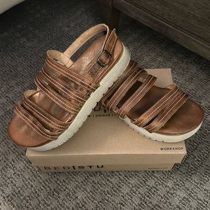 Bed Stu Ensley Sandals sz 9